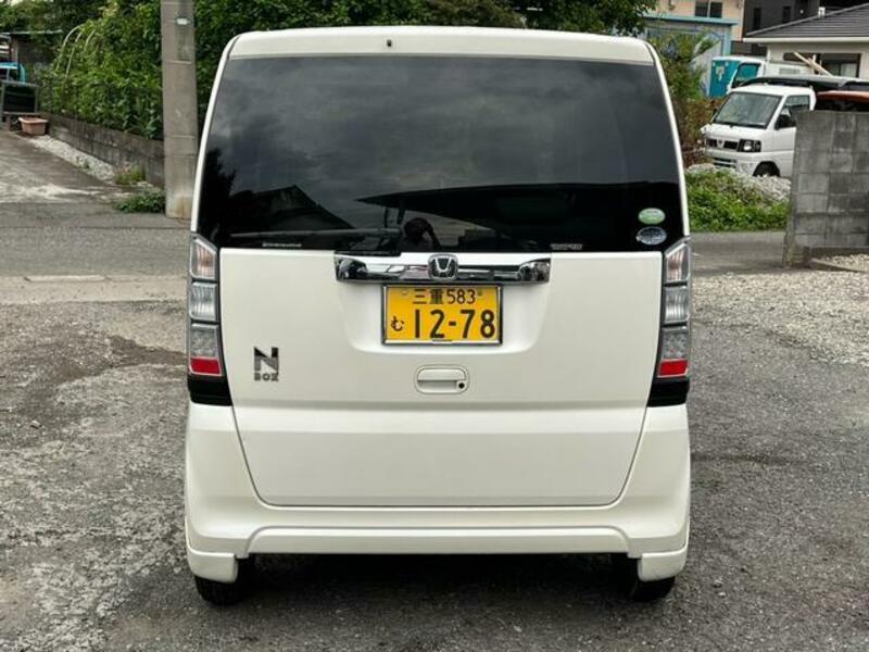 N BOX