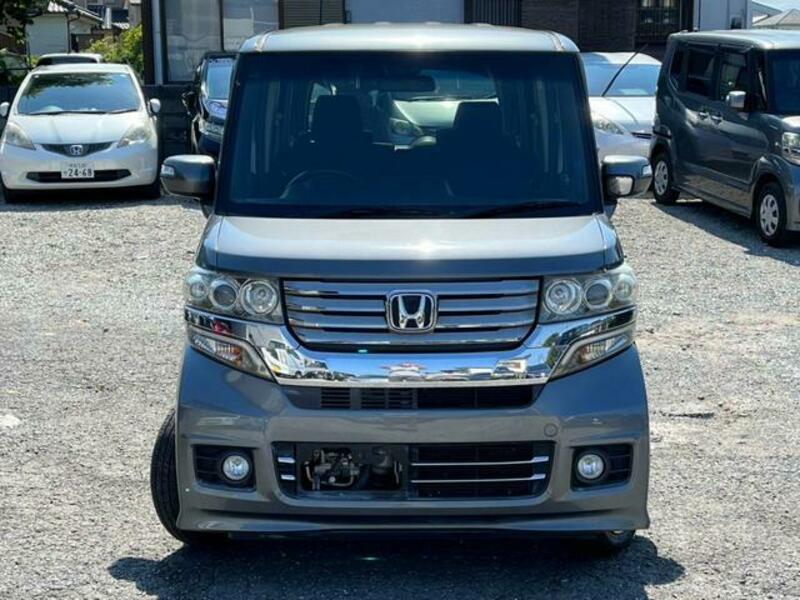 N BOX CUSTOM