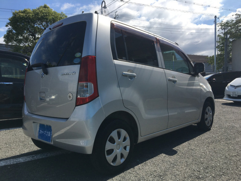 WAGON R