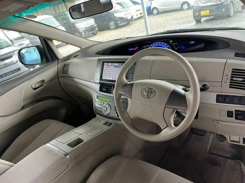 ESTIMA HYBRID