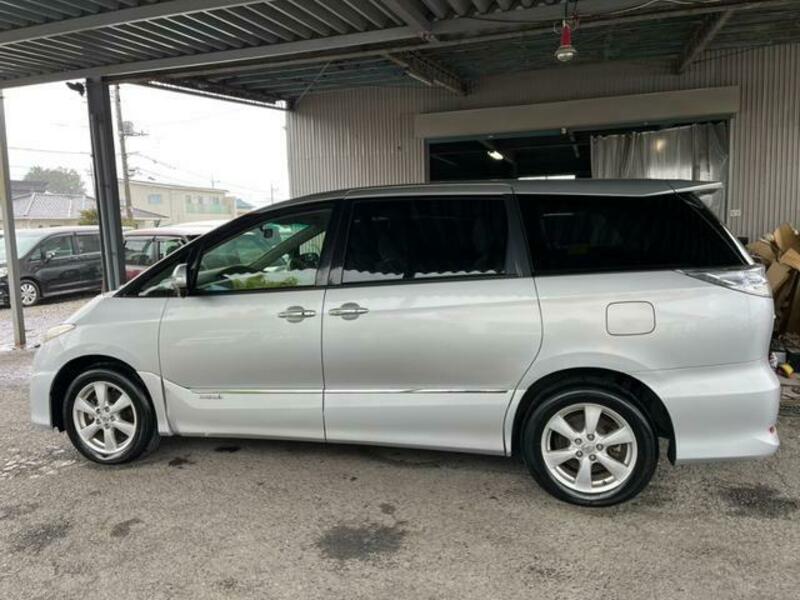 ESTIMA HYBRID