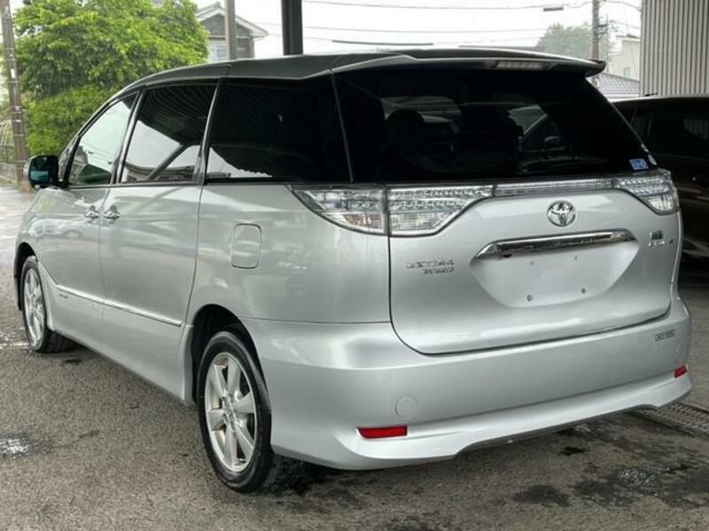 ESTIMA HYBRID