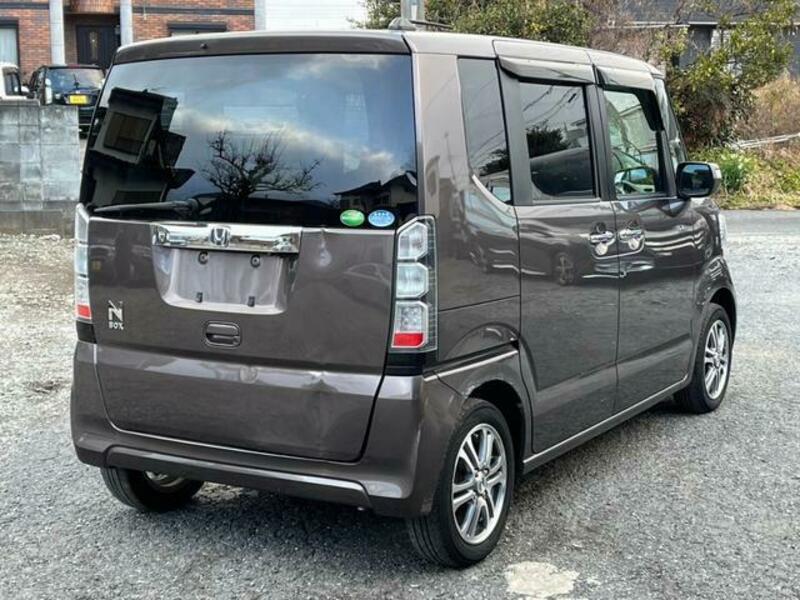 N BOX