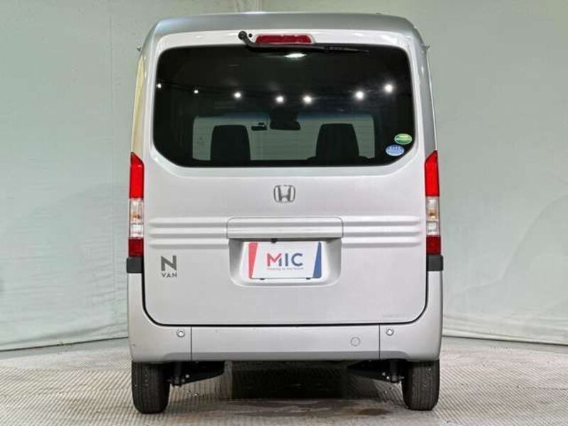 N-VAN