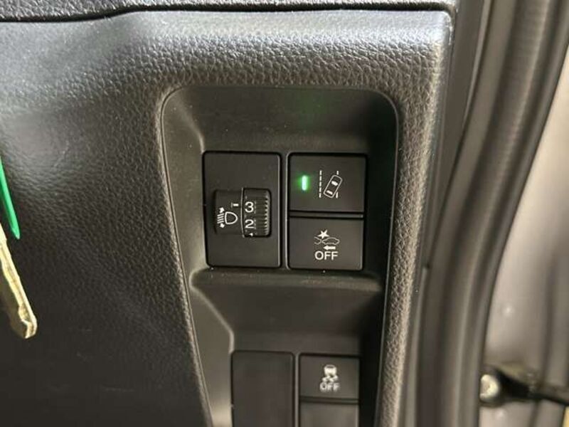 N-VAN