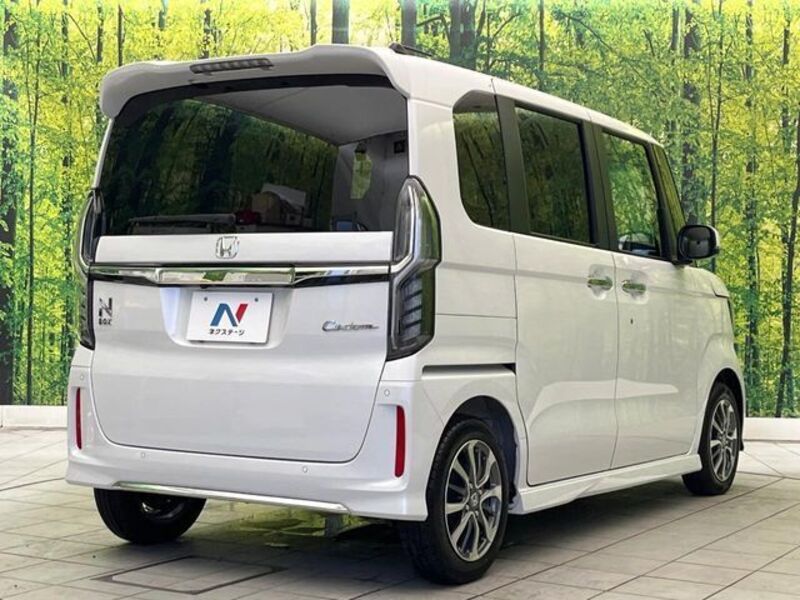 N BOX CUSTOM