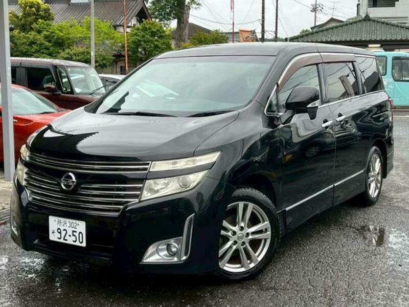 NISSAN ELGRAND