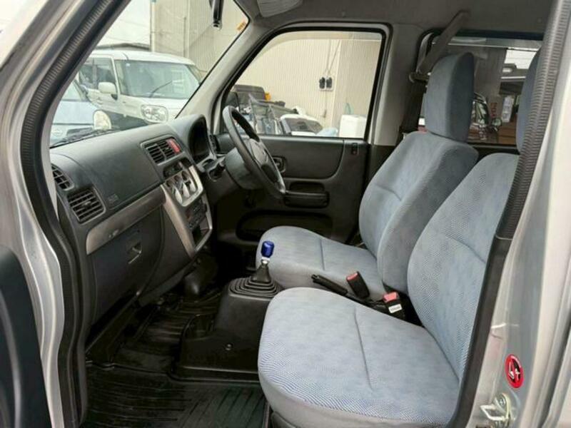 ACTY VAN