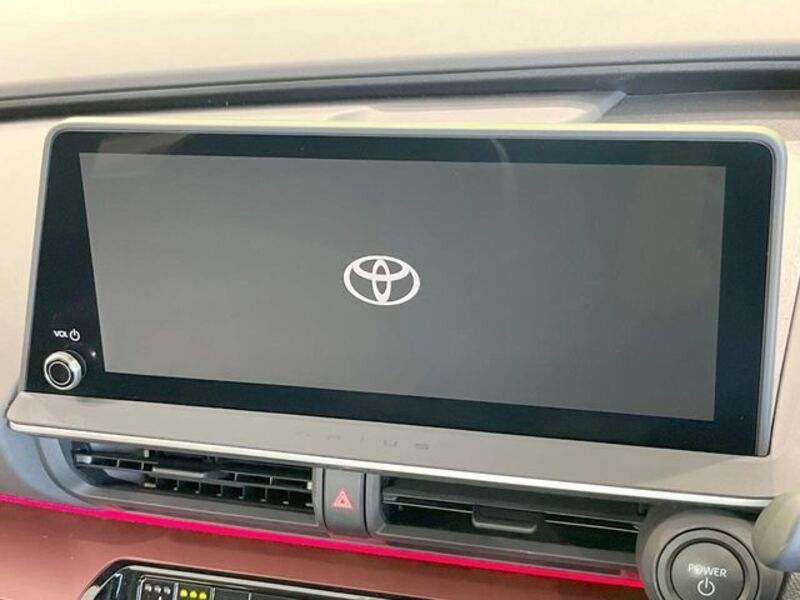 PRIUS PHV
