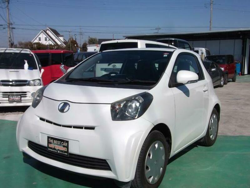 TOYOTA IQ
