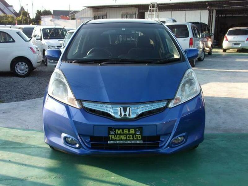 FIT HYBRID