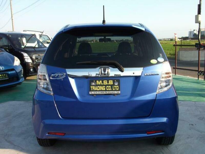 FIT HYBRID