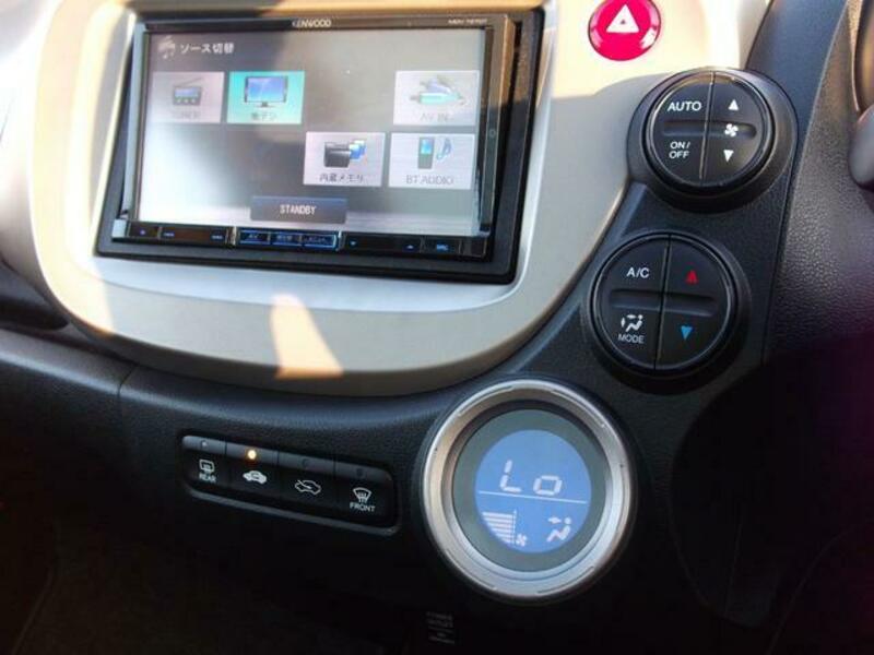 FIT HYBRID
