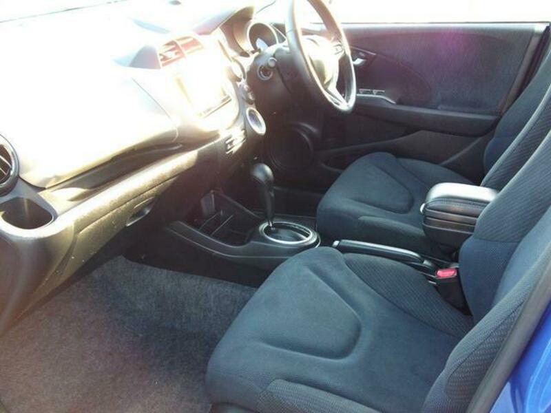 FIT HYBRID