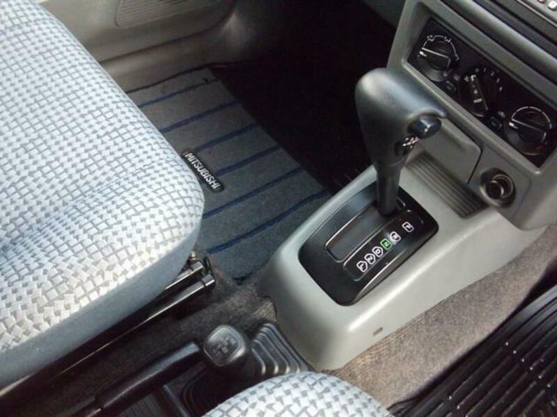 PAJERO MINI