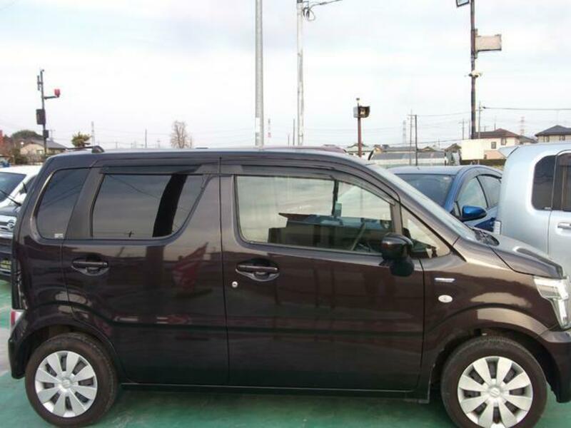 WAGON R