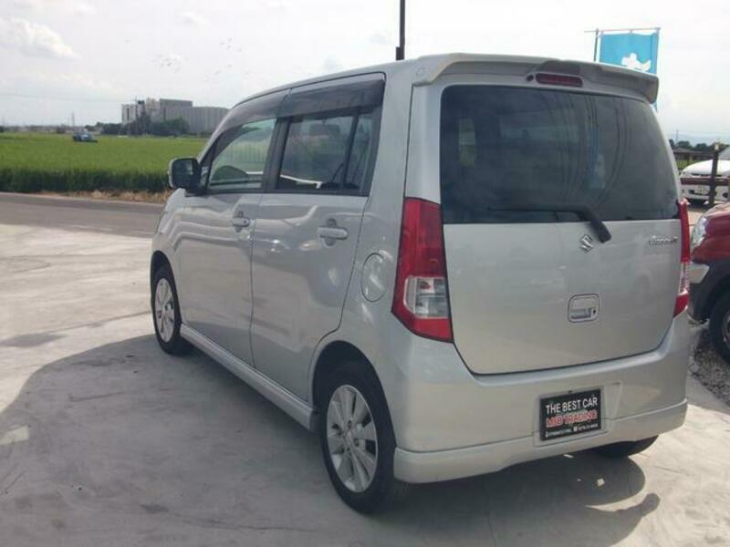 WAGON R