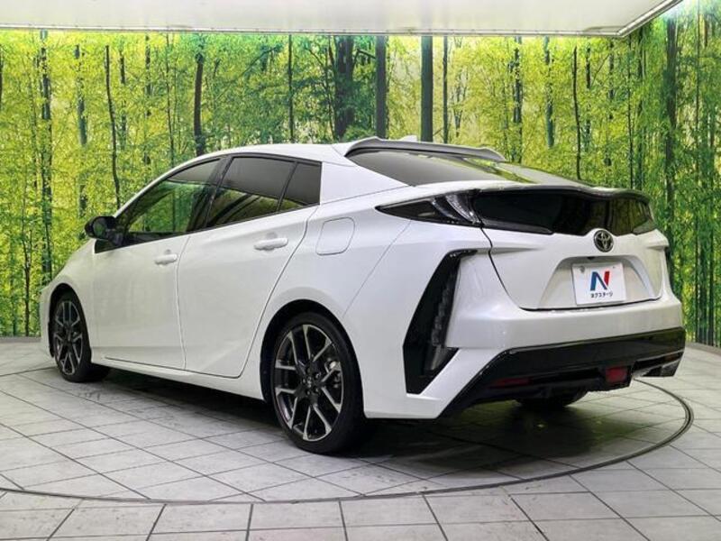 PRIUS PHV