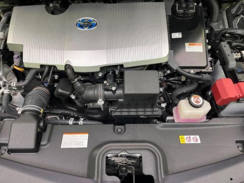 PRIUS PHV