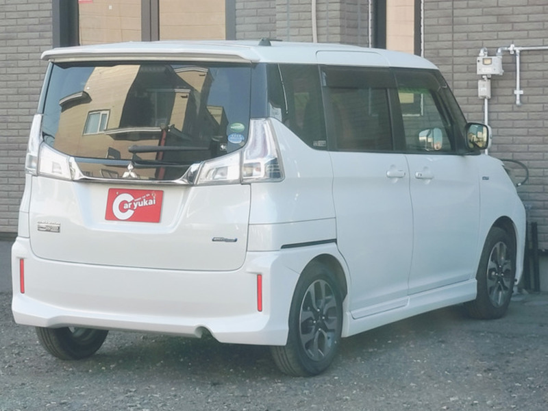 DELICA D2
