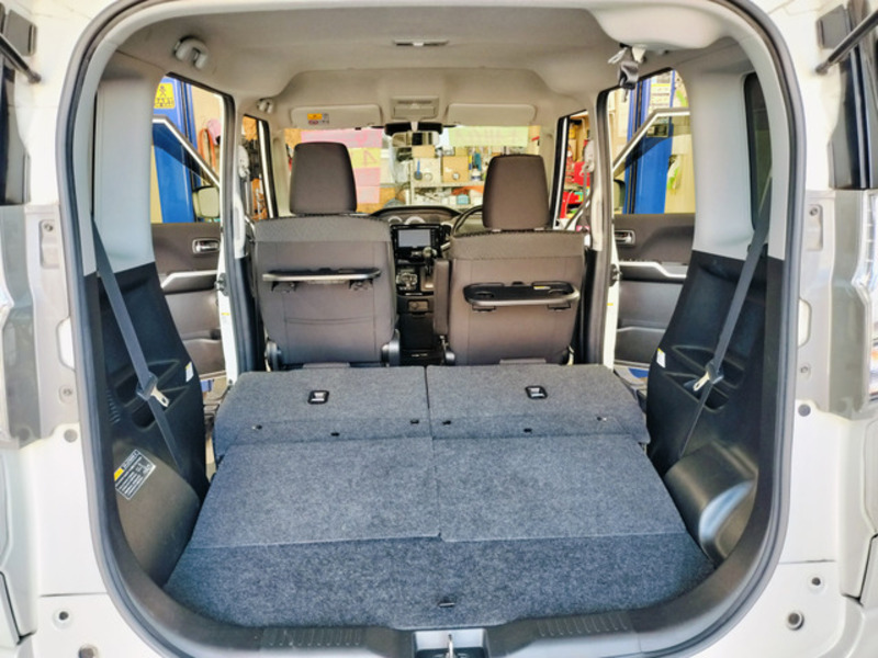 DELICA D2