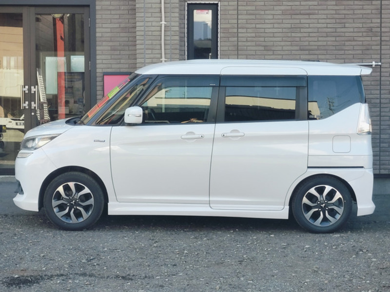 DELICA D2