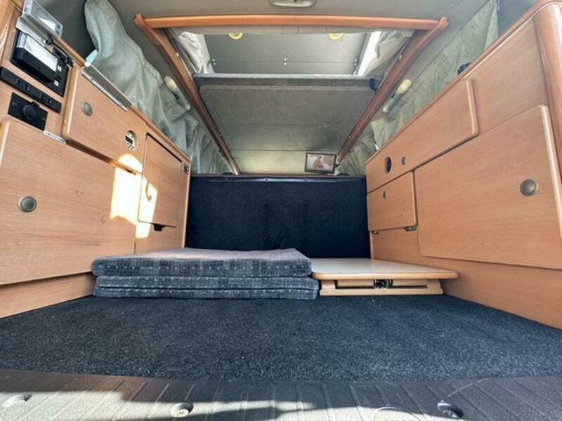 SUCCEED VAN