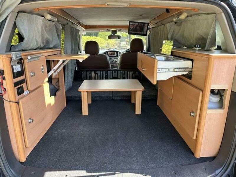 SUCCEED VAN