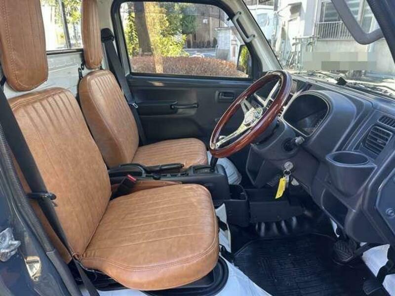 CARRY TRUCK