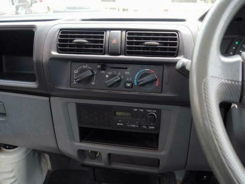 CLIPPER TRUCK