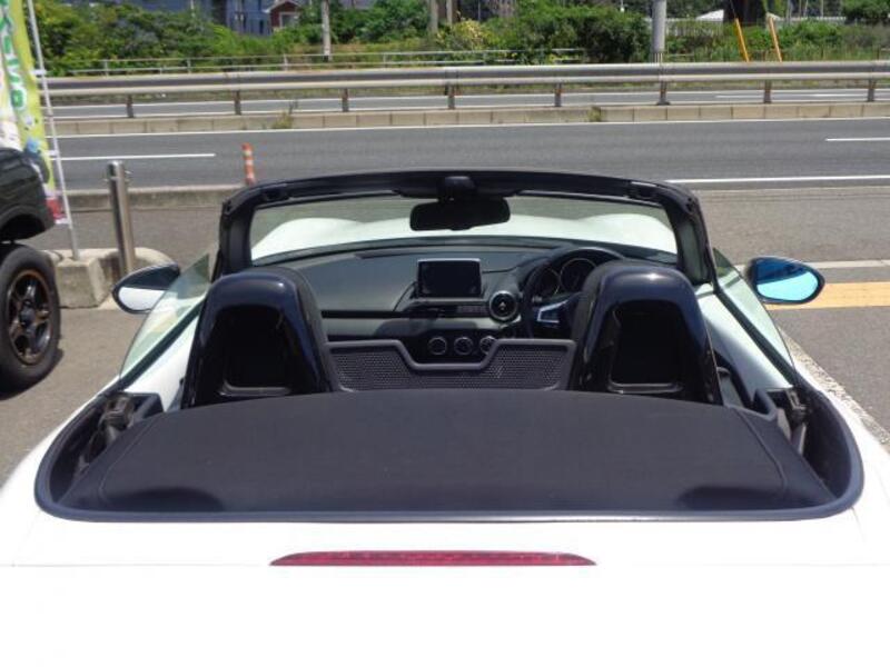 ROADSTER