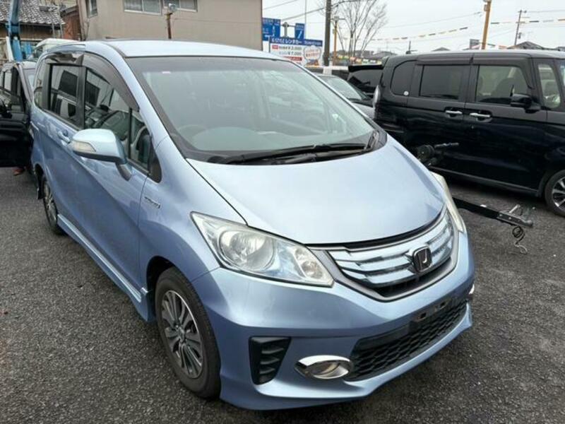 HONDA FREED HYBRID