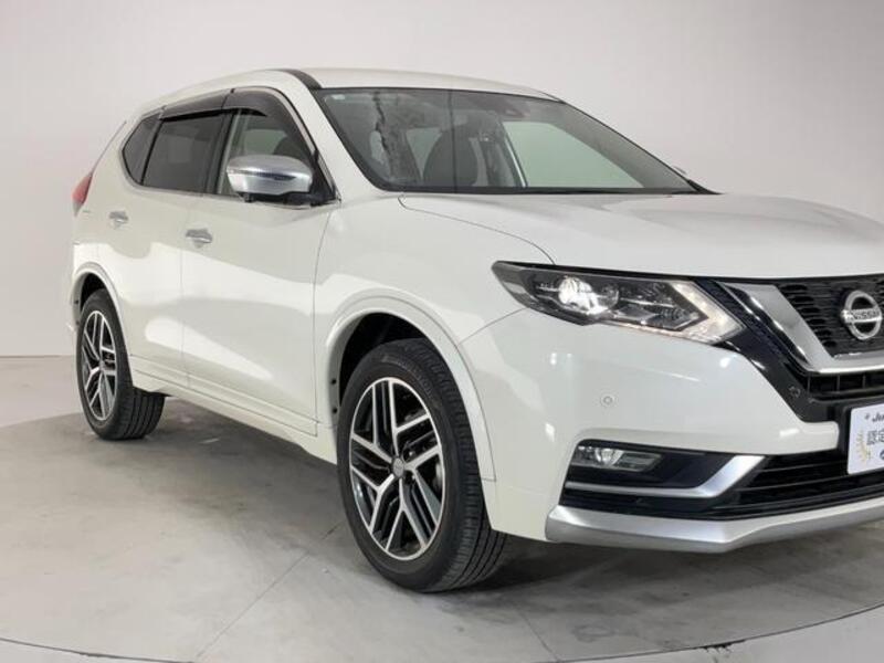 X-TRAIL