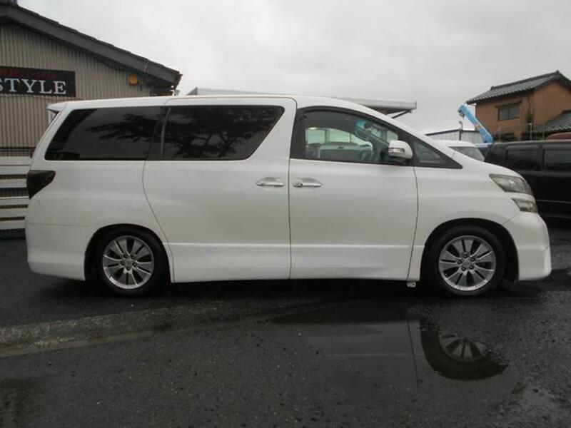 VELLFIRE