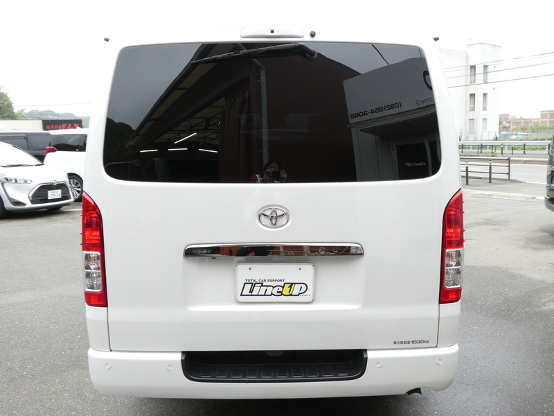 HIACE VAN