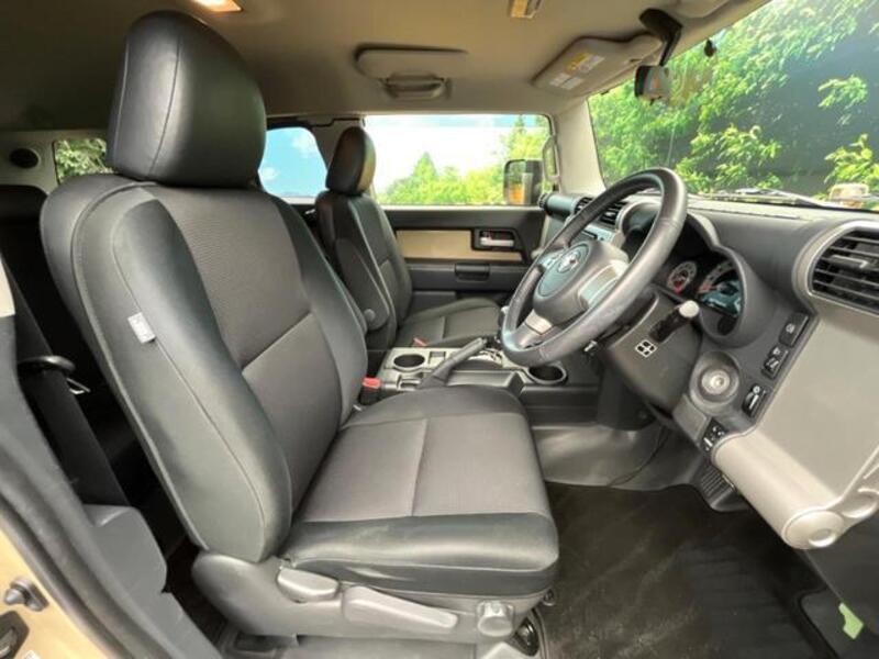 FJ CRUISER