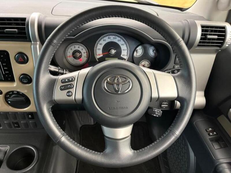 FJ CRUISER