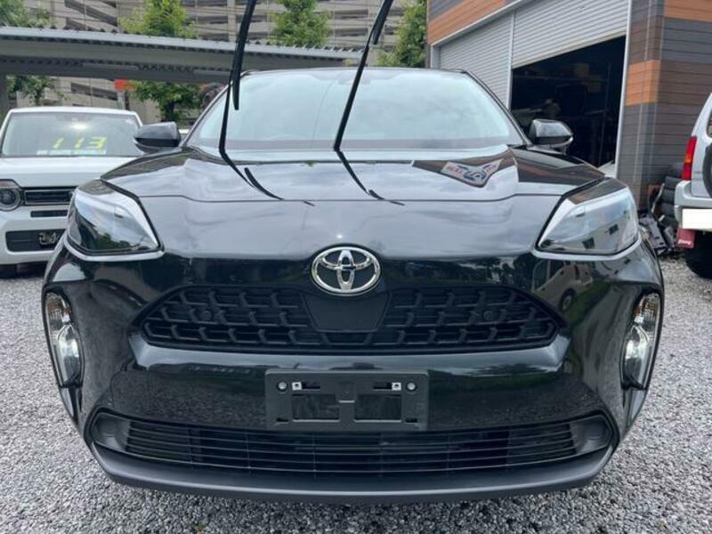 YARIS CROSS