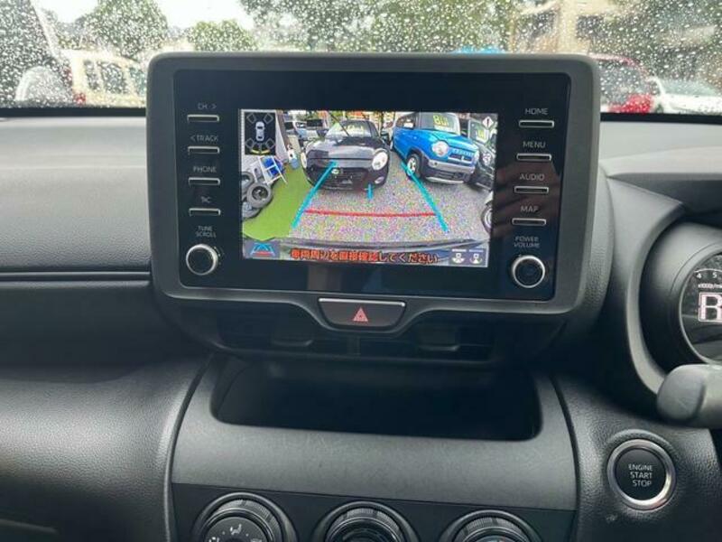 YARIS CROSS