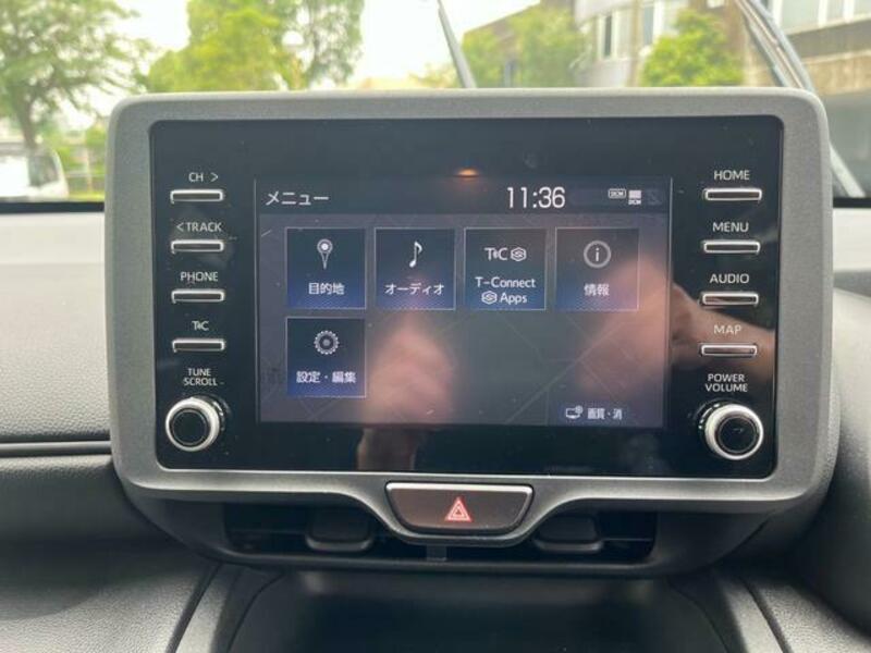 YARIS CROSS