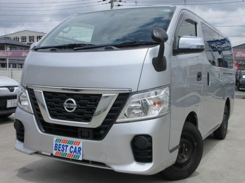 NV350 CARAVAN-0
