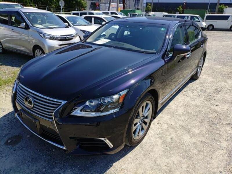 LEXUS LS
