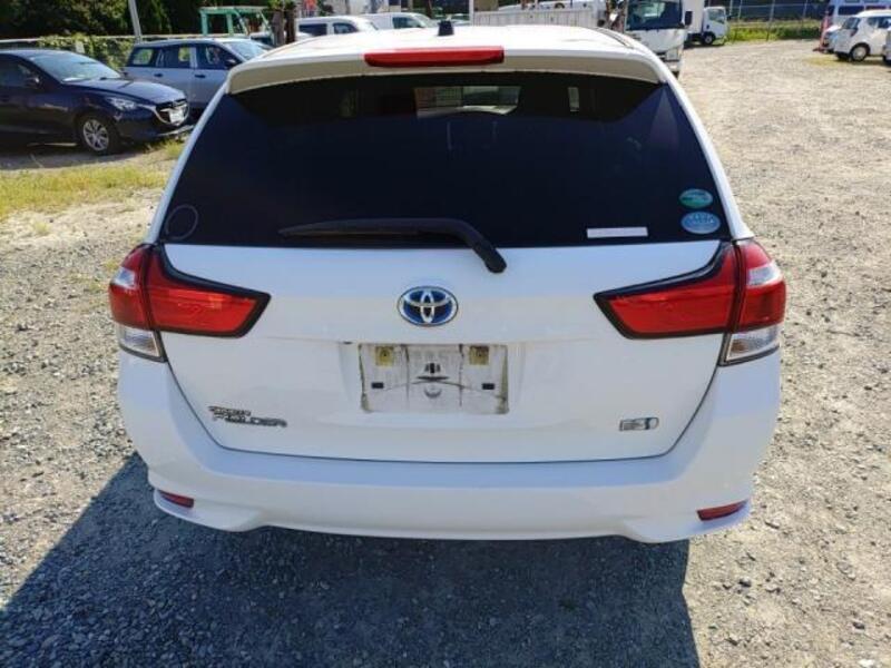 COROLLA FIELDER