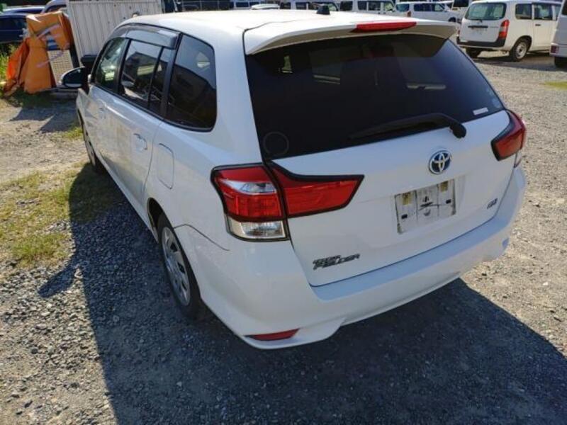 COROLLA FIELDER