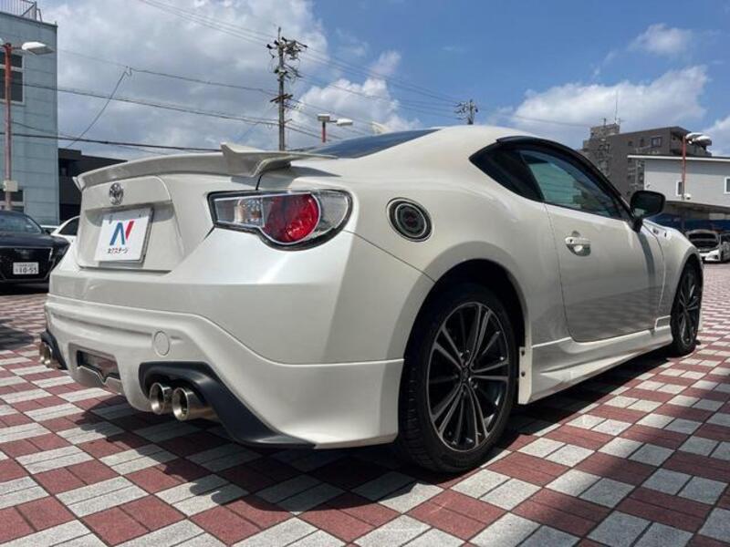 86