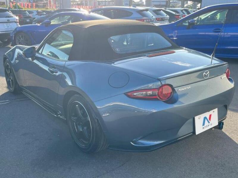 ROADSTER