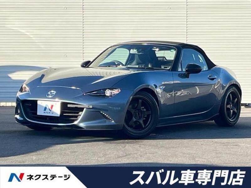 ROADSTER-0