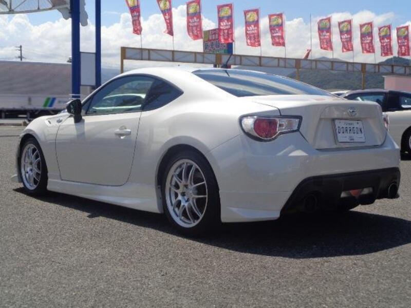 86