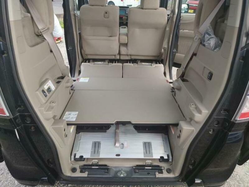 N BOX PLUS