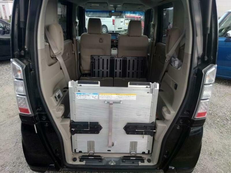 N BOX PLUS